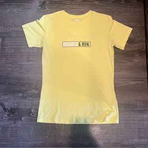 Nike Dri Fit Shirt-Medium Yellow